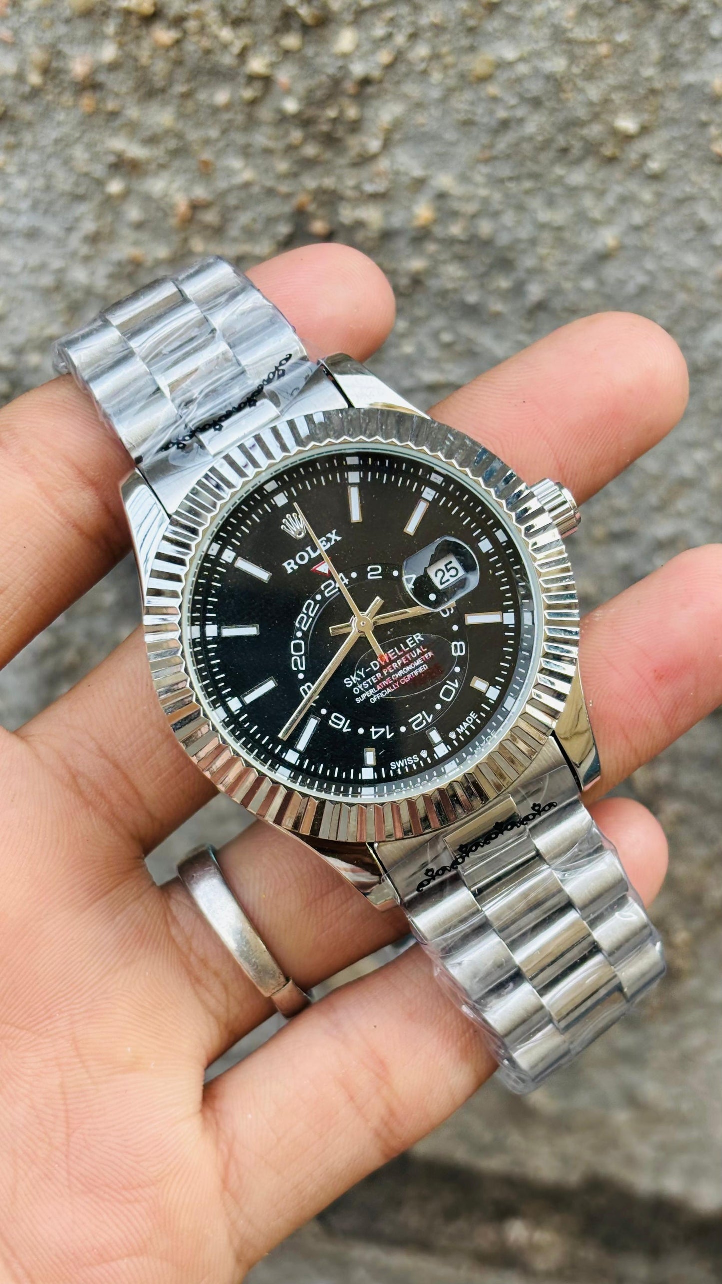 Rol.ex Sky Dweller Oyster Black Dial Mens watch