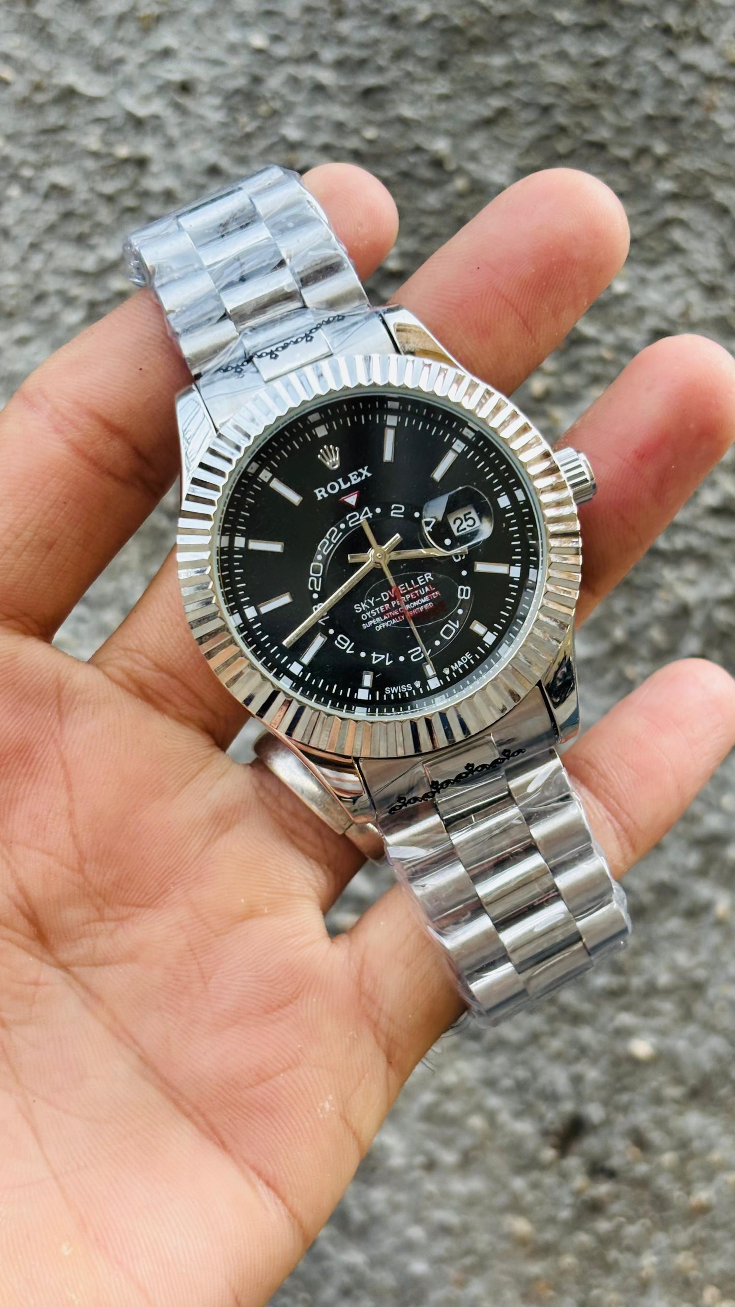 Rol.ex Sky Dweller Oyster Black Dial Mens watch