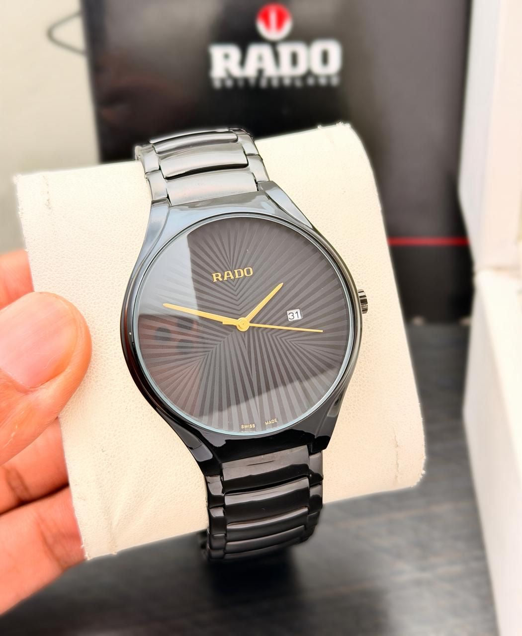 Rado True Thinline Black Dial Metal Belt Quartz Men's Watch