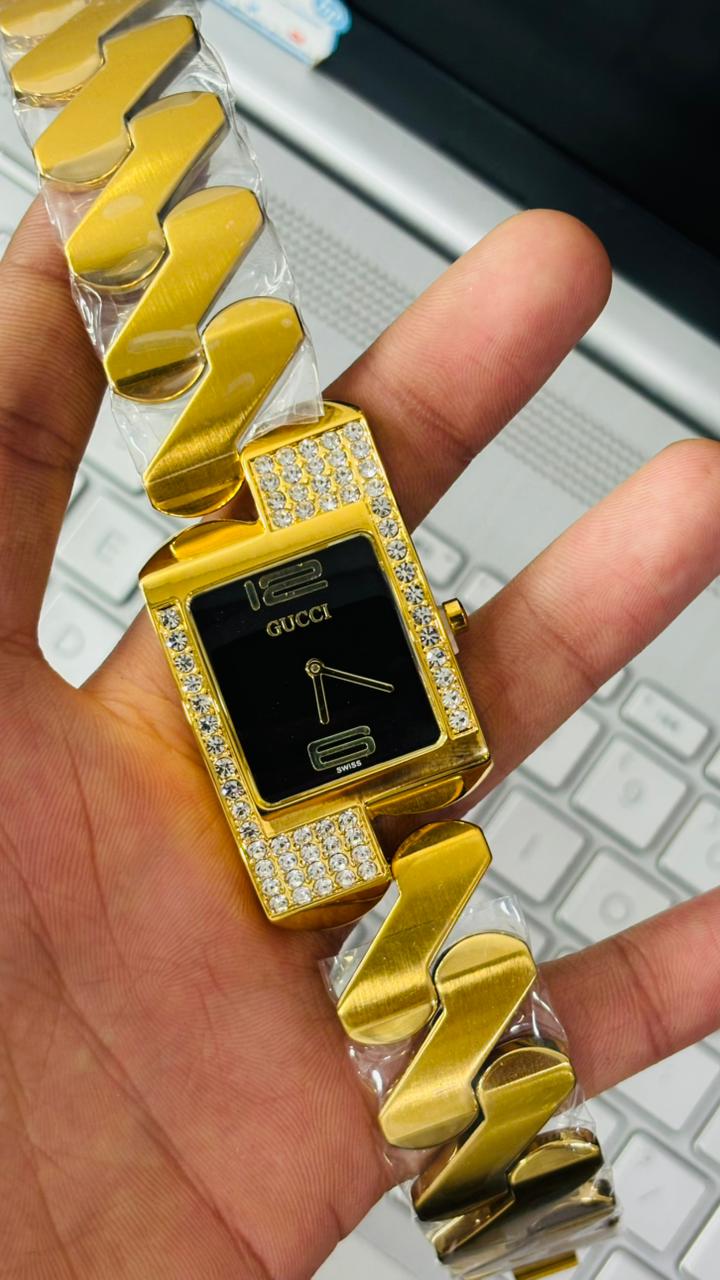 Gucc! Chemin Des Tourelles Black Dial Watch For Men's