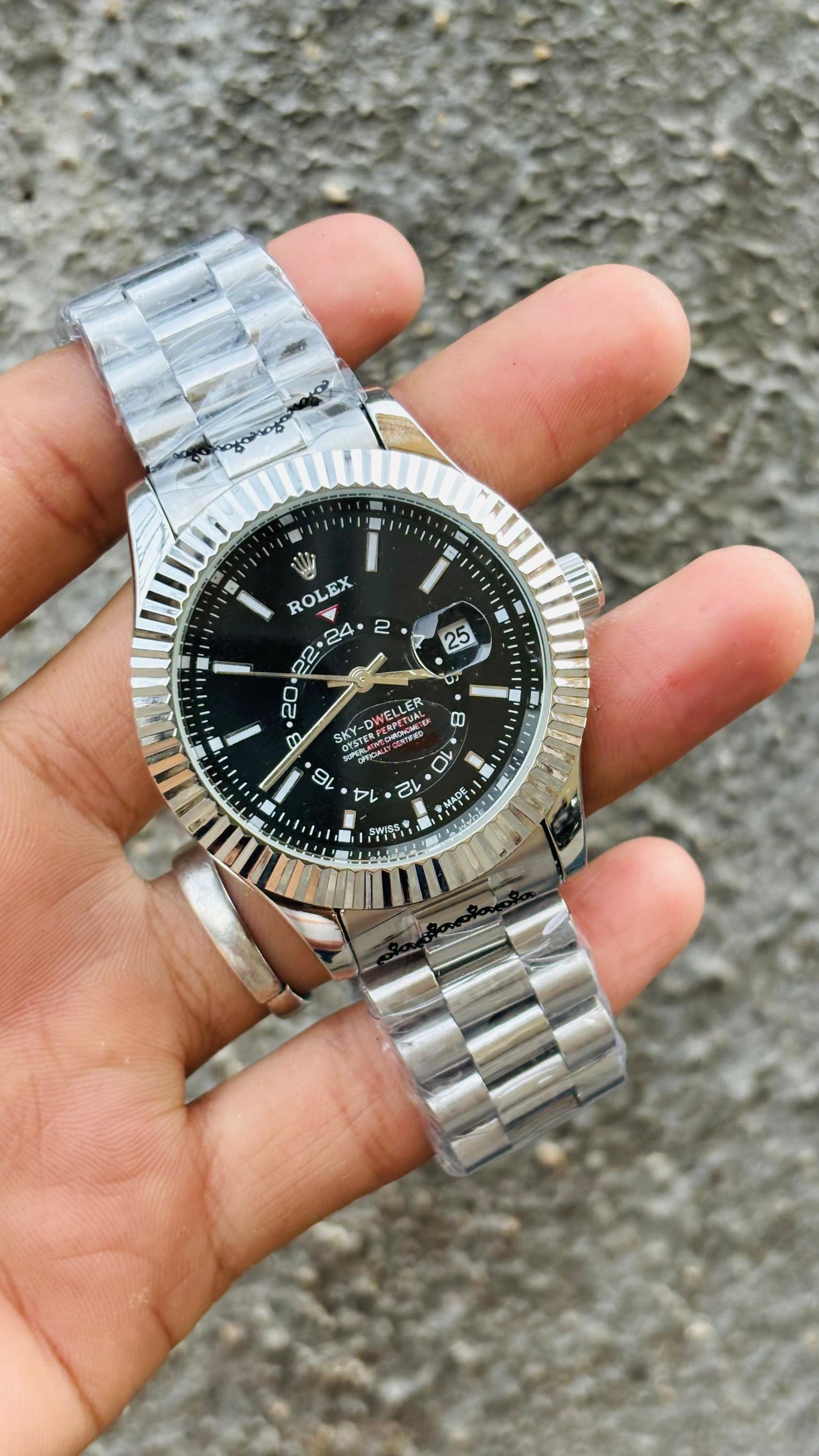 Rol.ex Sky Dweller Oyster Black Dial Mens watch