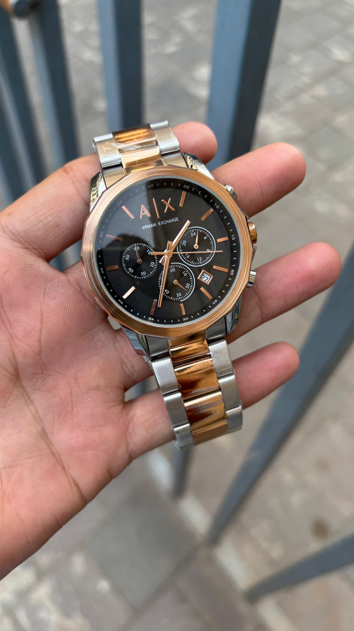 Ar.mani Exchange Black Dial Chronograph Two-Tone Metal Belt Men's Watch