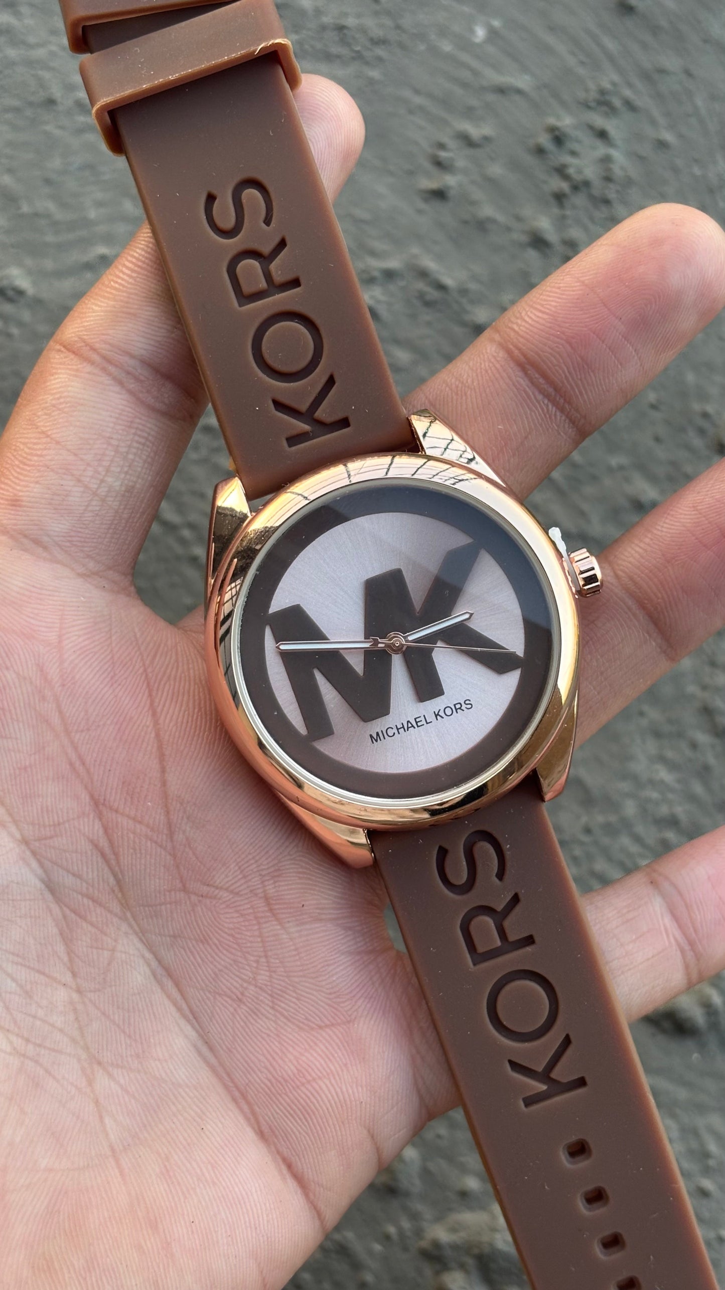 Michael kors Round Brown Watch