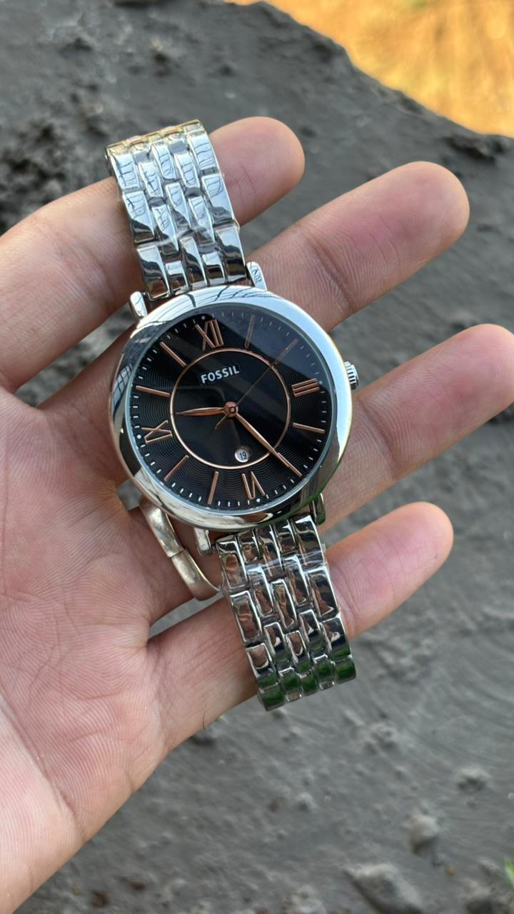 Fossil Black Dial Analog Women's Watch