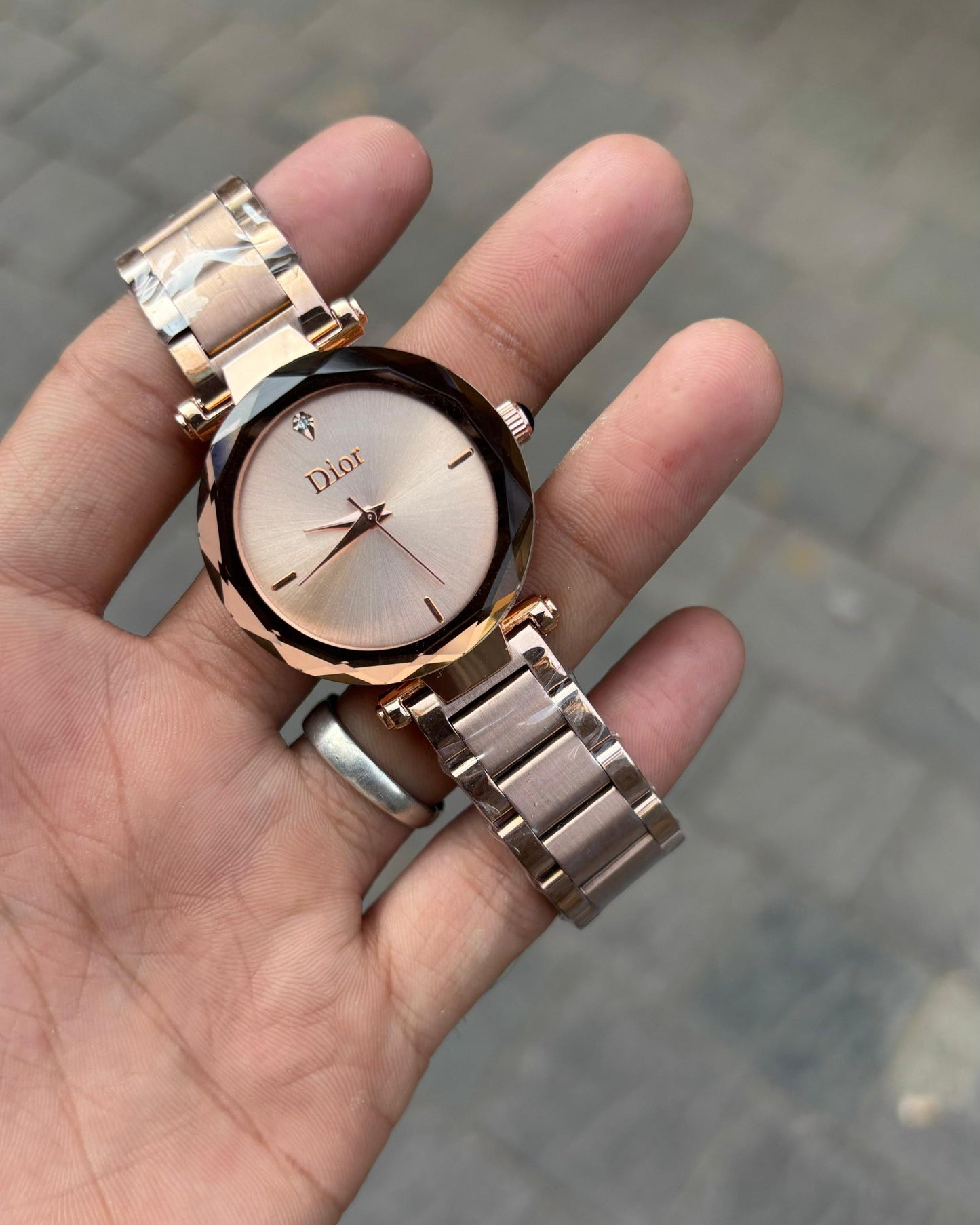 Dior Diamond Cut Rose Gold Dial Metal Belt Watch For Women's